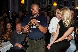 playin' for the people...............
